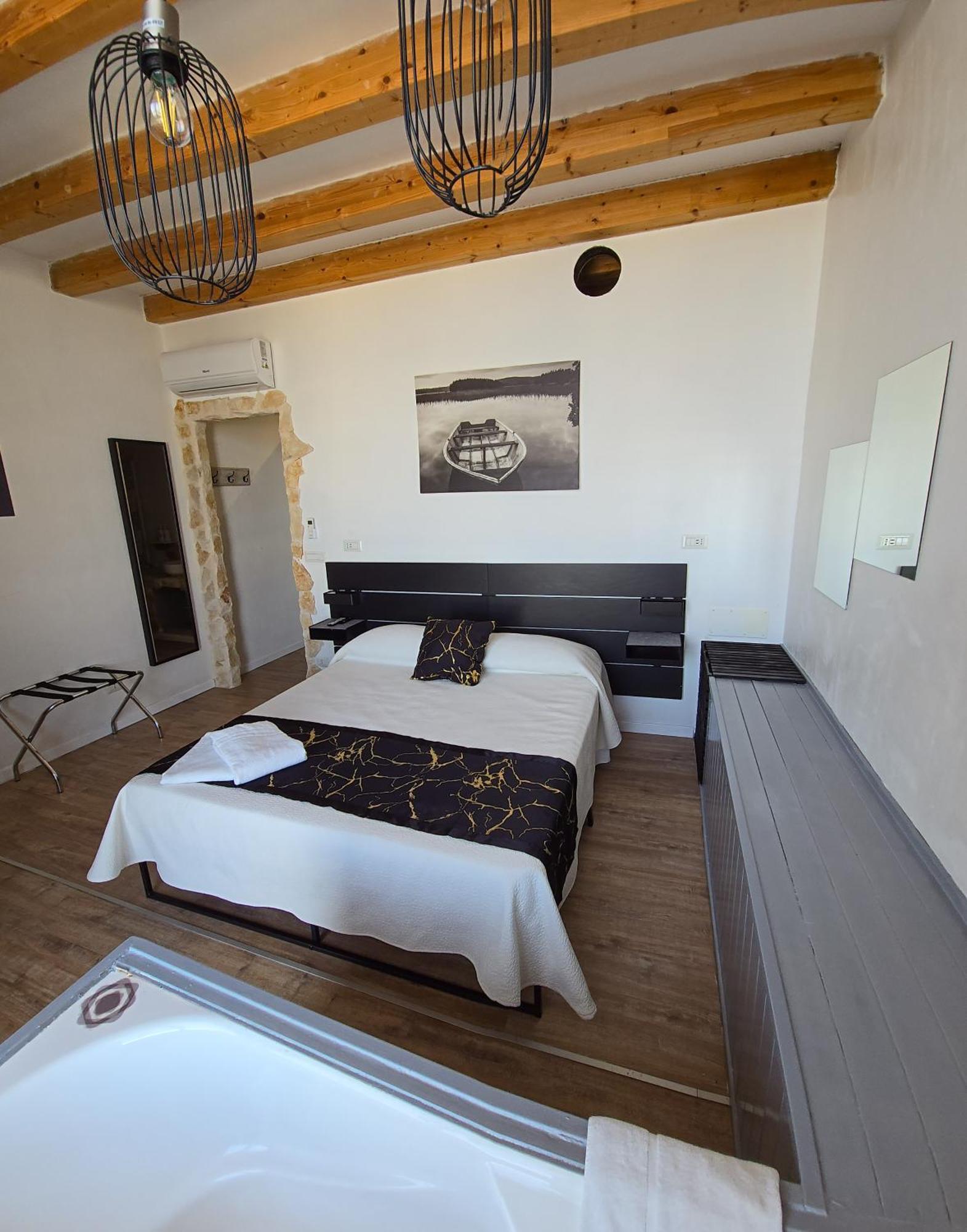 B&B 106 Maison De Charme Mola di Bari Exterior photo