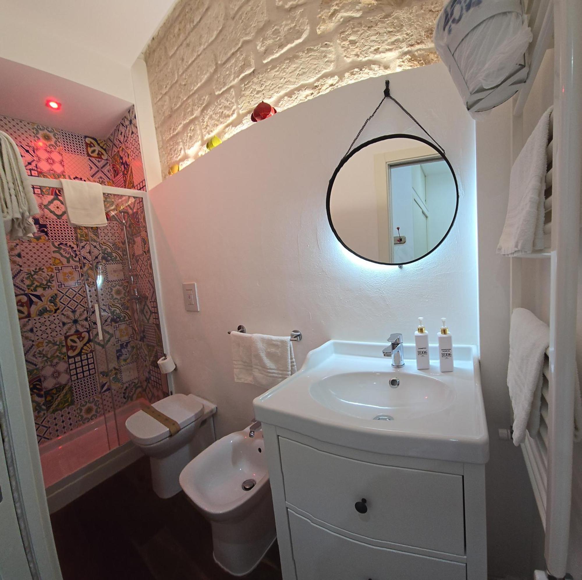 B&B 106 Maison De Charme Mola di Bari Exterior photo